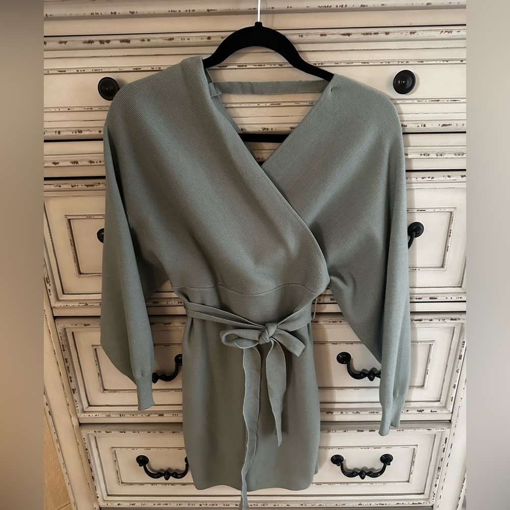 NWT FASHION NOVA RONA SWEATER MINI DRESS